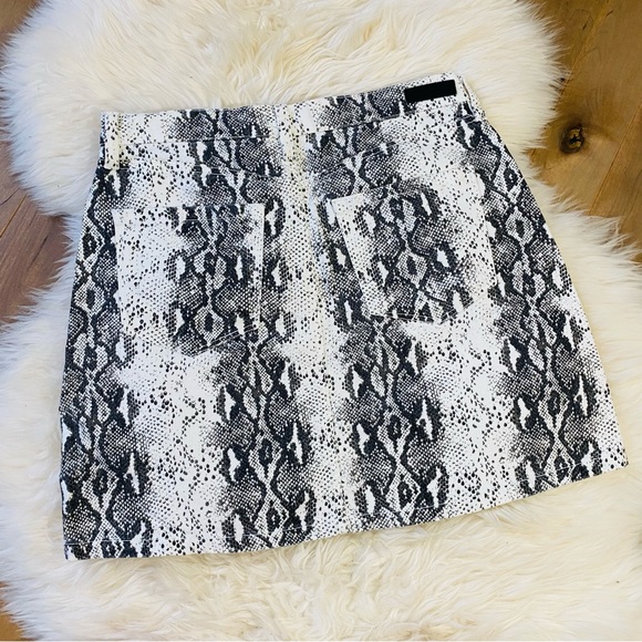 DENIM SNAKE SKIN SKIRT - Picture 5 of 9